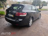 Toyota Avensis TOYOTA AVENSIS 2.0 D4D LUXURI+GPS+PELE+MULTIMÉDIA