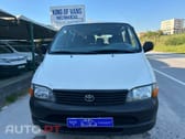 Toyota HiAce 2.5D-4D 9 Lugares
