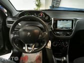 Peugeot 208 PureTech 82 Start & Stop Style