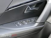 Peugeot 2008 1.2 PureTech GT EAT8