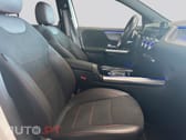 Mercedes-Benz EQA I.V.A DEDUTIVEL 250 AMG + TETO 