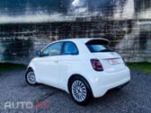 Fiat 500e Action