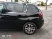 Peugeot 308 1.2 PureTech S&S Road Trip EAT8