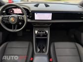 Porsche Macan Electric 4