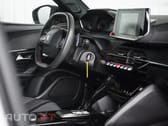 Peugeot 2008 PureTech 130 EAT8 Allure