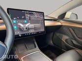 Tesla Model 3 Stander 