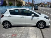 Toyota Yaris Hybrido automático