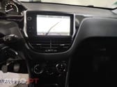 Peugeot 208 1.2 PureTech Signature