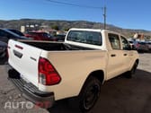 Toyota Hilux 2.4 D-4D 4WD CD Premium Edition