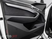 Audi Q8 E-Tron 55 S LINE BLACK I.V.A DEDUTIVEL 