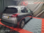 Peugeot 2008 1.2 PureTech Style
