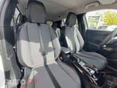 Peugeot E-2008 50 kWh Allure Pack