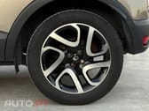 Renault Captur auto