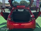 Peugeot 208 PureTech 82 Stop & Start Signature