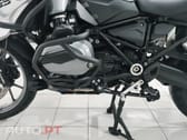 BMW R .