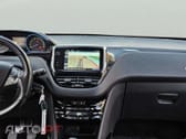 Peugeot 2008 1.2 VTi Allure