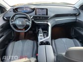 Peugeot 5008 1.2 PureTech Allure EAT8