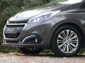 Peugeot 208 1.2 PureTech Signature