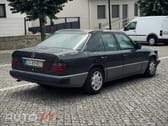 Mercedes-Benz 200 200D