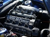 BMW 320 iS