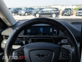 Ford Mustang Mach-E Alargada