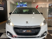 Peugeot 208 BlueHDi Style