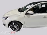 Peugeot 308 1.2  Feline