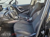 Peugeot 2008 1.2 PureTech Shine Style