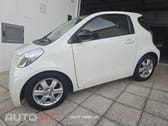 Toyota iQ 1.0 VVT-i 2 EP