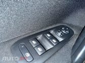 Peugeot 308 1.2 PureTech Allure Faróis Full LED