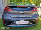 Hyundai Ioniq 5 1.6 GDI HEV (híbrido gasolina + elétrico) Potência combinada de 141 cv