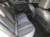 Peugeot E-2008 50 kWh Allure Pack