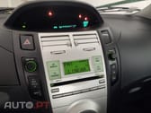 Toyota Yaris 1.0 VVT-i AC Manual