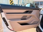Porsche Taycan 79 kWh