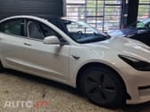Tesla Model 3 Standard Range Plus RWD