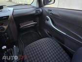 Toyota iQ 1.0 VVT-i