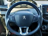 Peugeot 208 1.2 PureTech Signature