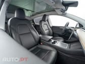 Tesla Model Y Long Range Tração Integral