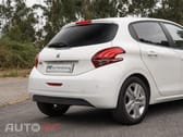Peugeot 208 1.2 PureTech Signature