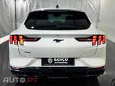 Ford Mustang Mach-E AWD PREMIUM