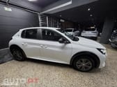 Peugeot E-208 50 kWh Allure Pack
