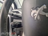 Peugeot 208 1.2 STYLE
