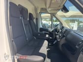 Peugeot Boxer 2.2 BlueHDi 330 L2H2 Premium