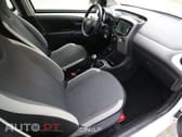 Toyota Aygo X 1.0 VVT-i X-Play