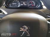 Peugeot 208 Puretech Turbo GT line