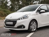 Peugeot 208 1.2 PureTech Signature