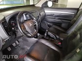 Mitsubishi Outlander 2.2 DI-D Instyle Navi
