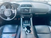 Jaguar F-Pace 2.0 D Aut