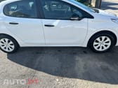 Peugeot 208 Vti