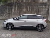 MG MG4 64 kWh Luxury